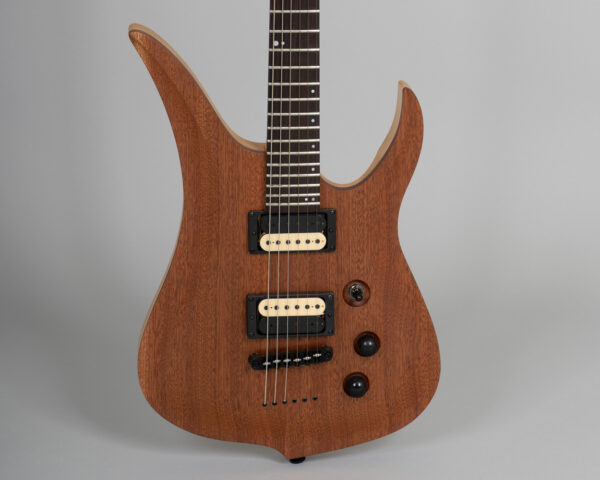 Alternative view of Butcher - Natural