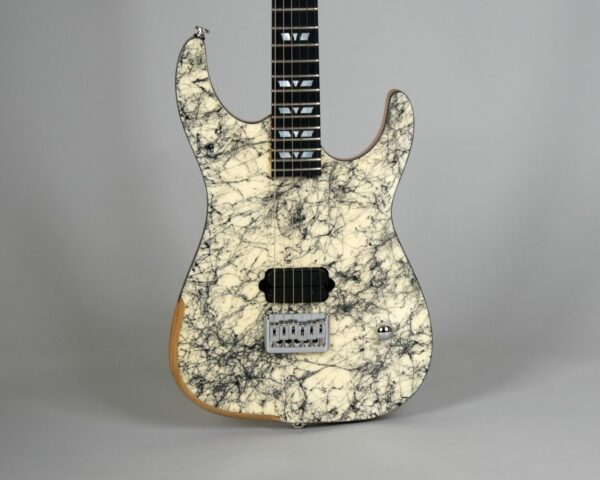 Alternative view of Metalcaster - Black Widow Silk