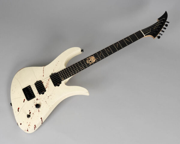 Alternative view of MGH - Blizzard Beast Bloodline Series